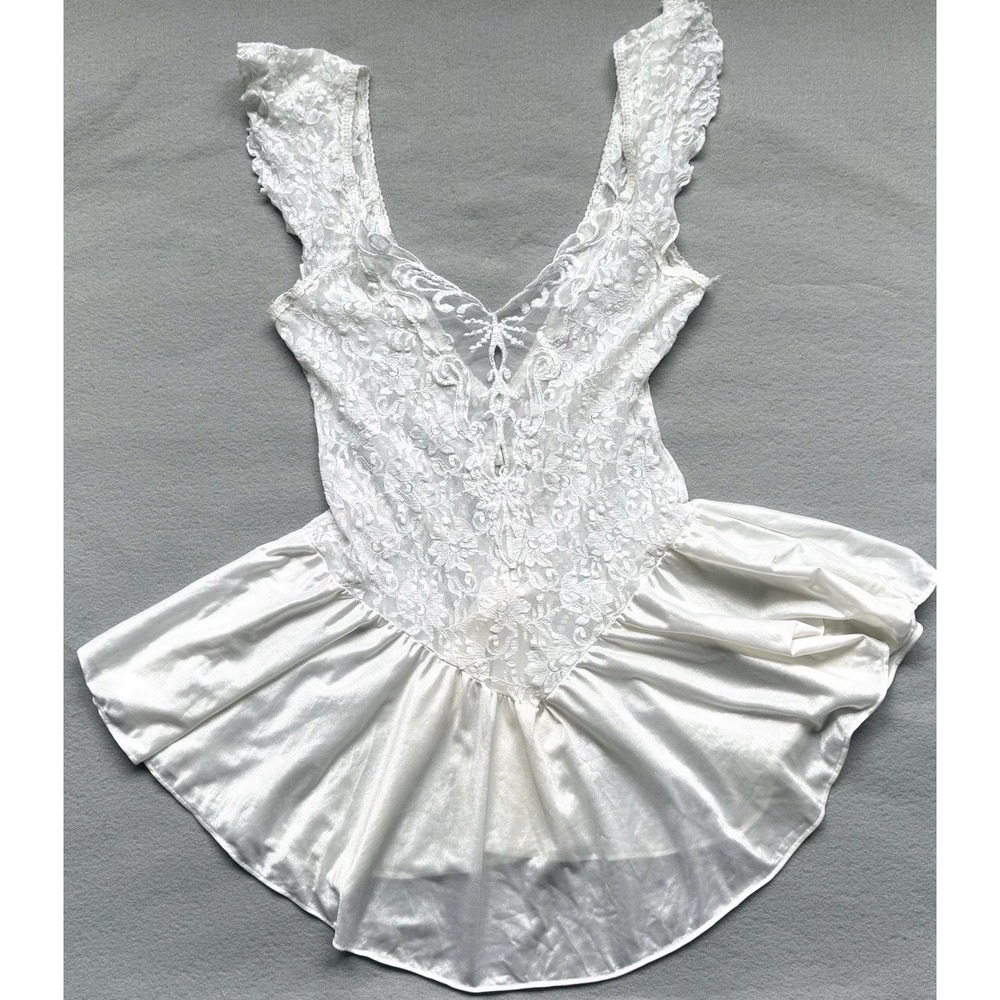 VTG Lace Delicates Coquette White Lace Satin Ballerina Babydoll Slip Lingerie L - Picture 1 of 16